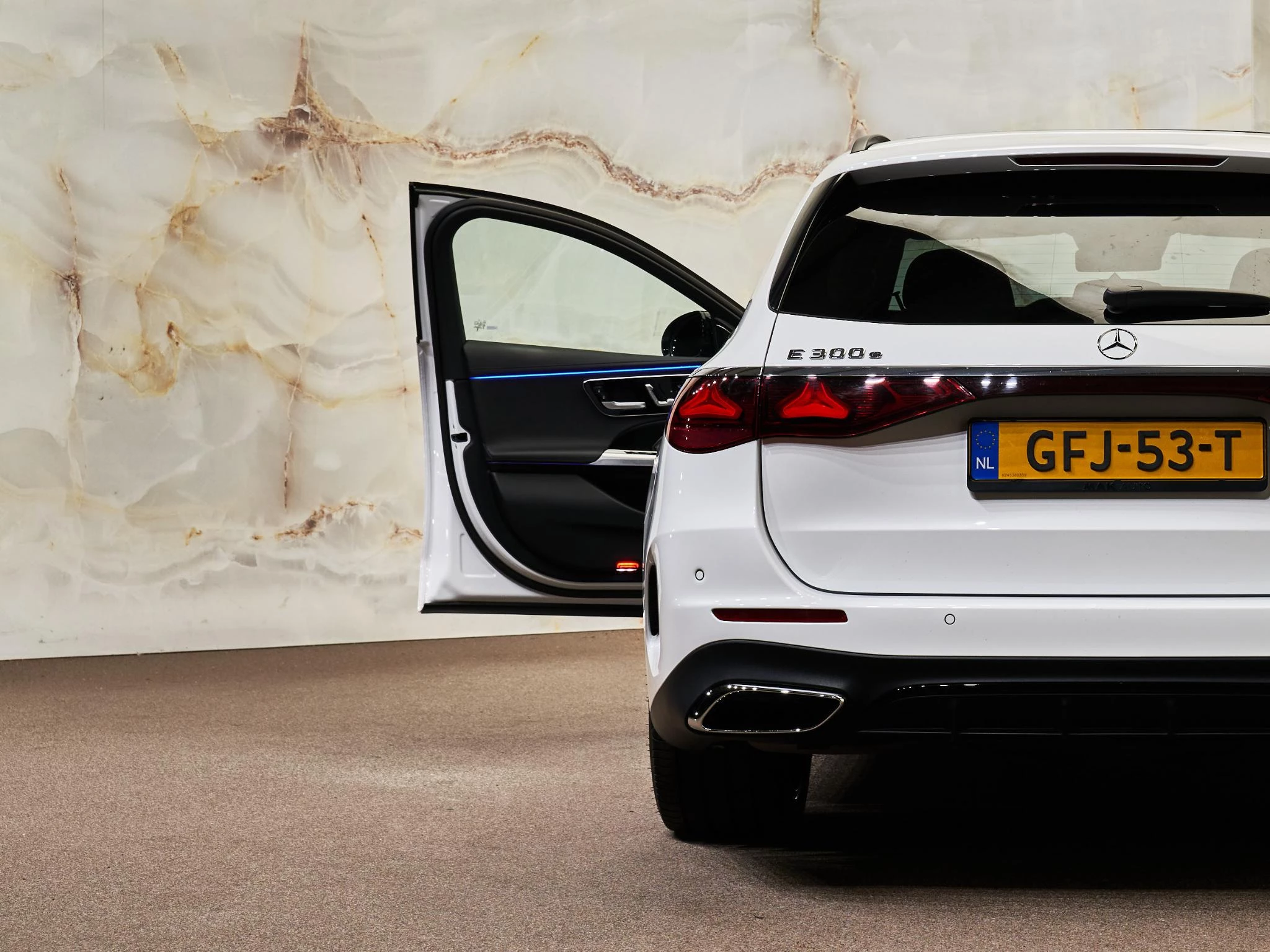 Hoofdafbeelding Mercedes-Benz E-Klasse