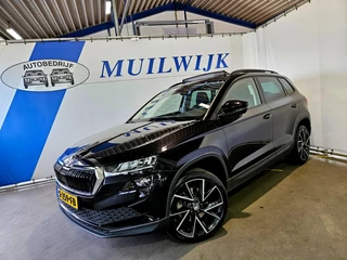 Škoda Karoq 1.5 TSI ACT Business Edition / Trekhaak / Panoramadak / NL Auto
