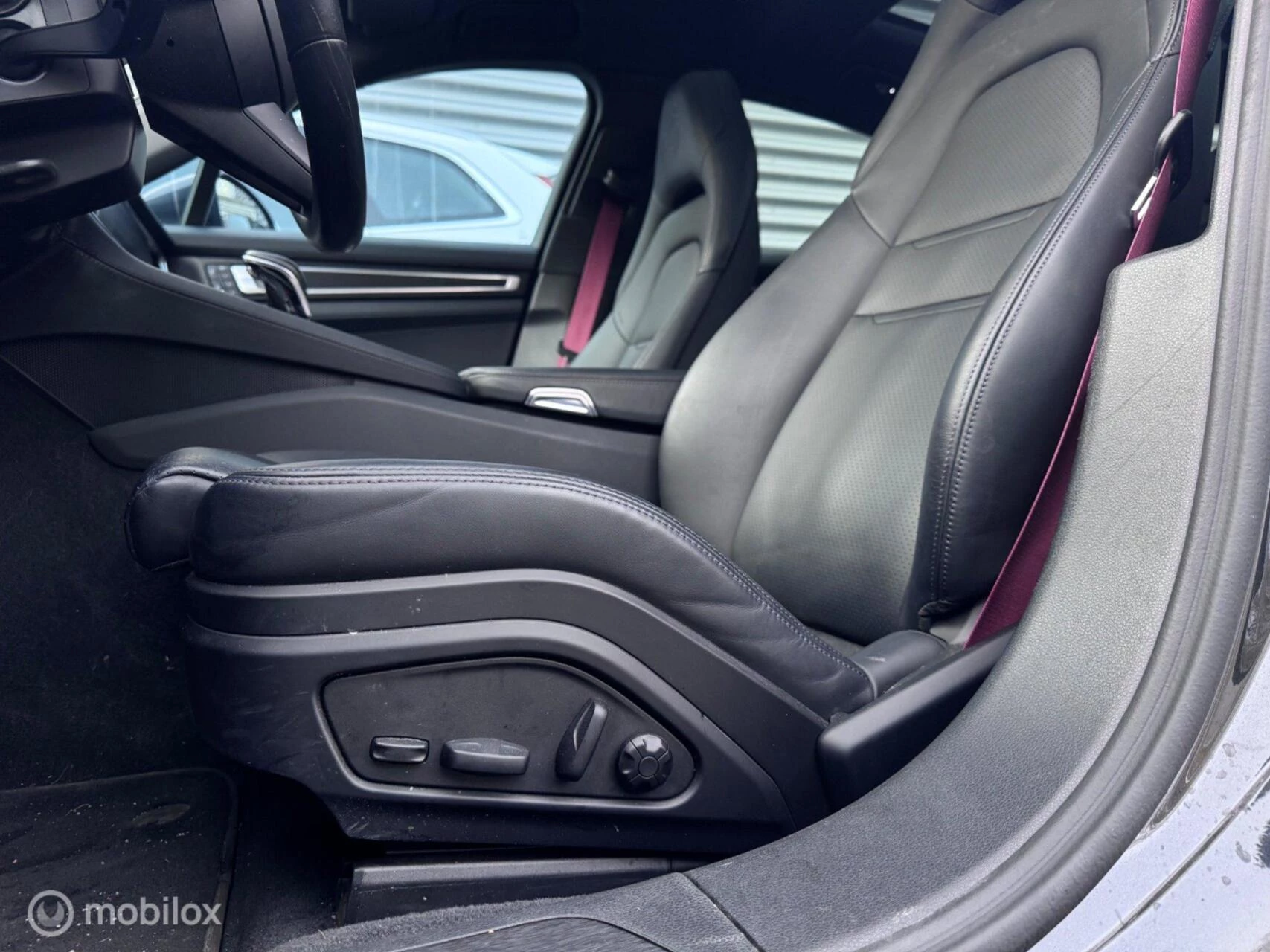 Hoofdafbeelding Porsche Panamera