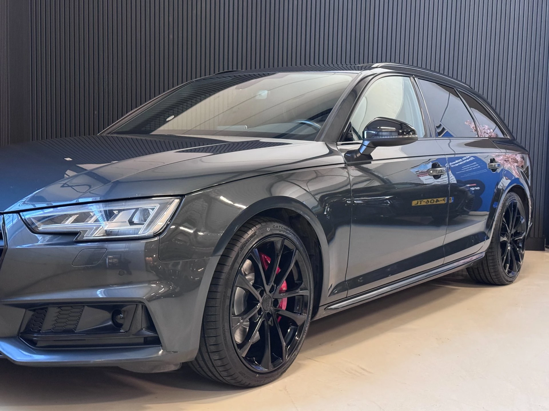 Hoofdafbeelding Audi S4