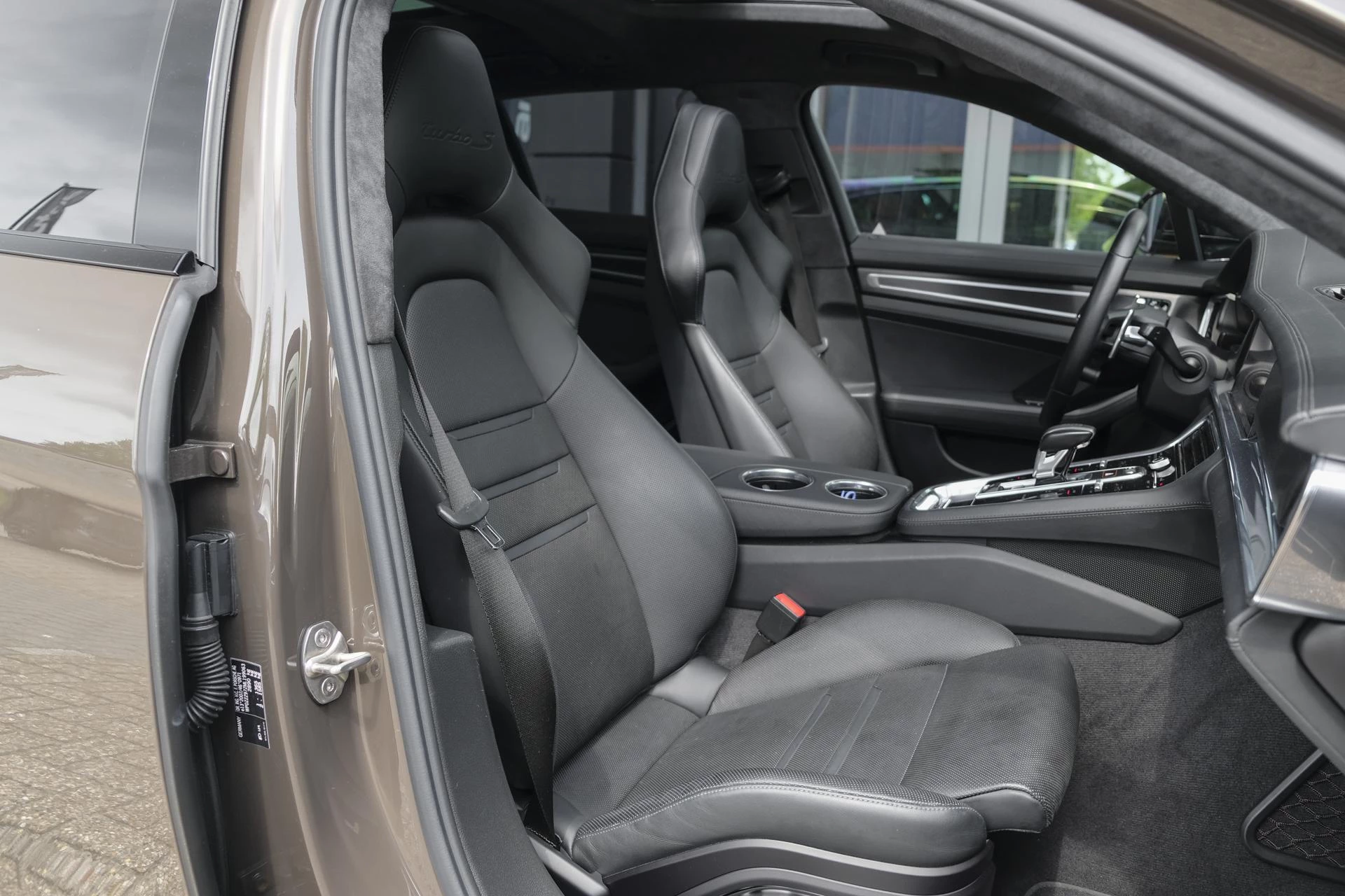 Hoofdafbeelding Porsche Panamera