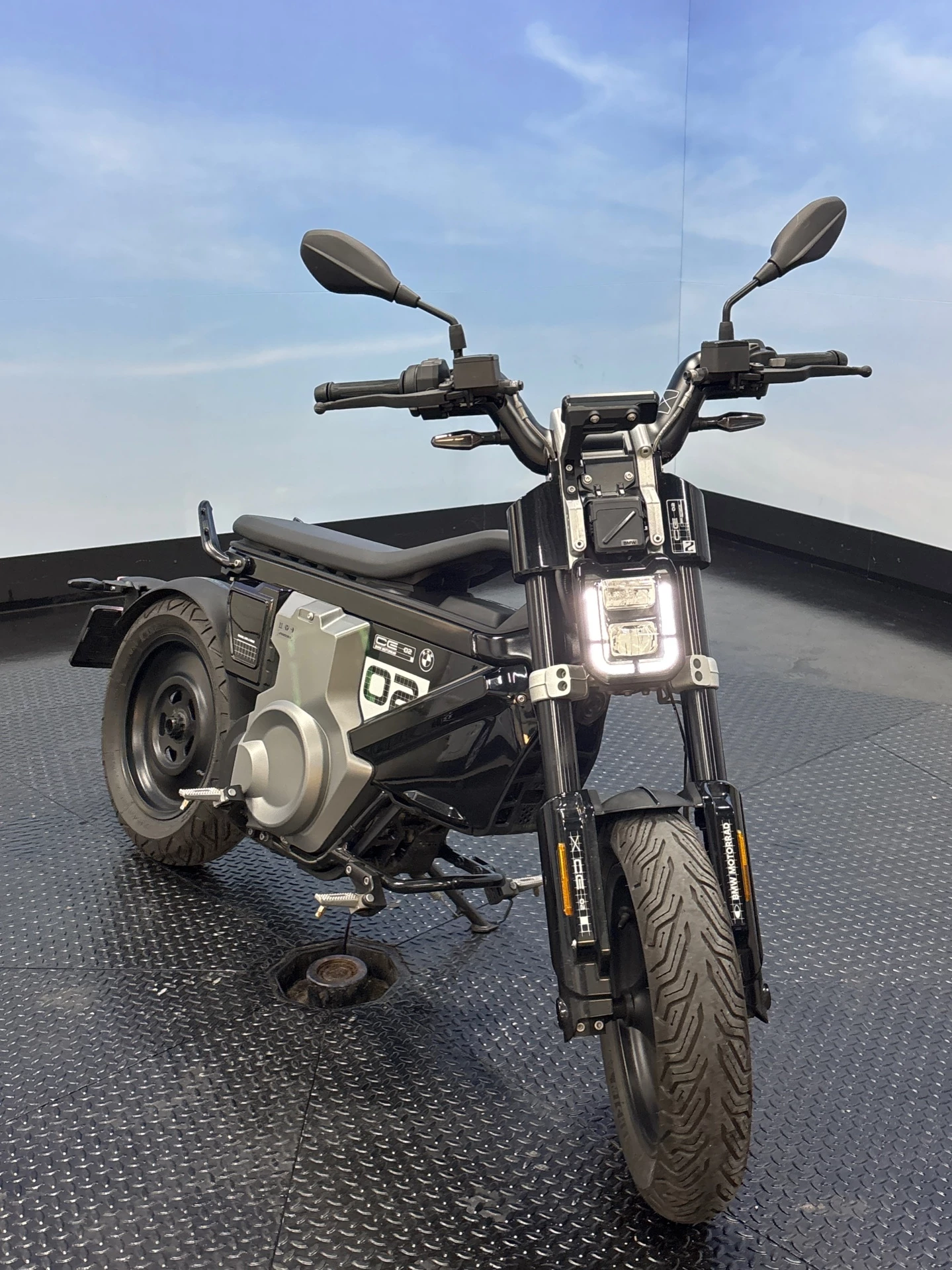 Hoofdafbeelding BMW CE 02