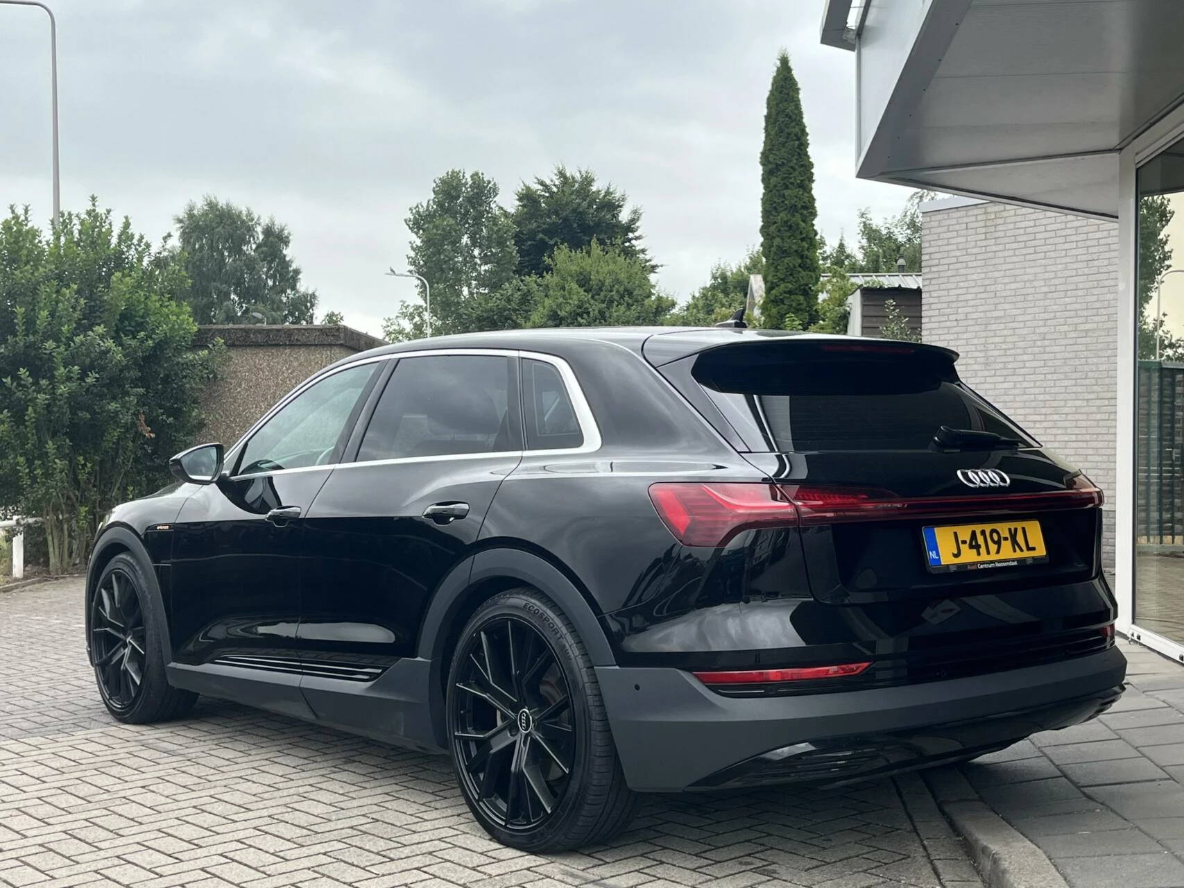 Hoofdafbeelding Audi e-tron
