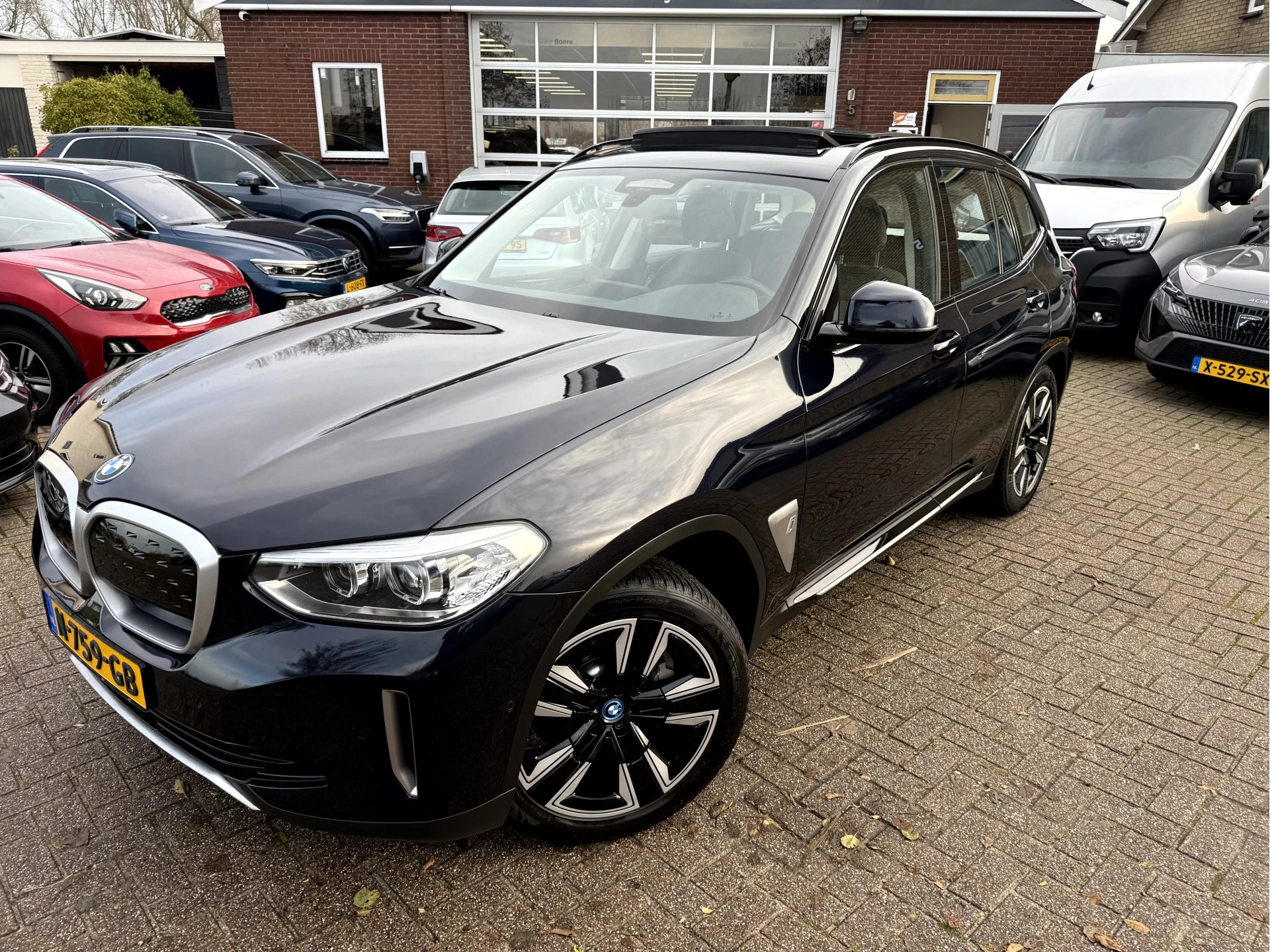 Hoofdafbeelding BMW iX3