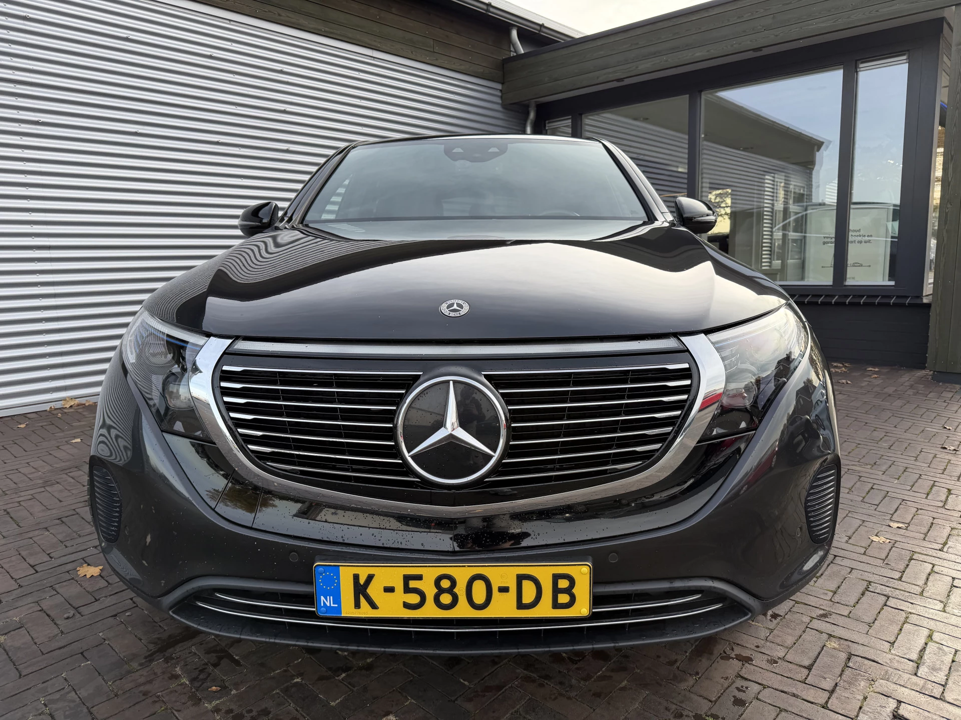 Hoofdafbeelding Mercedes-Benz EQC