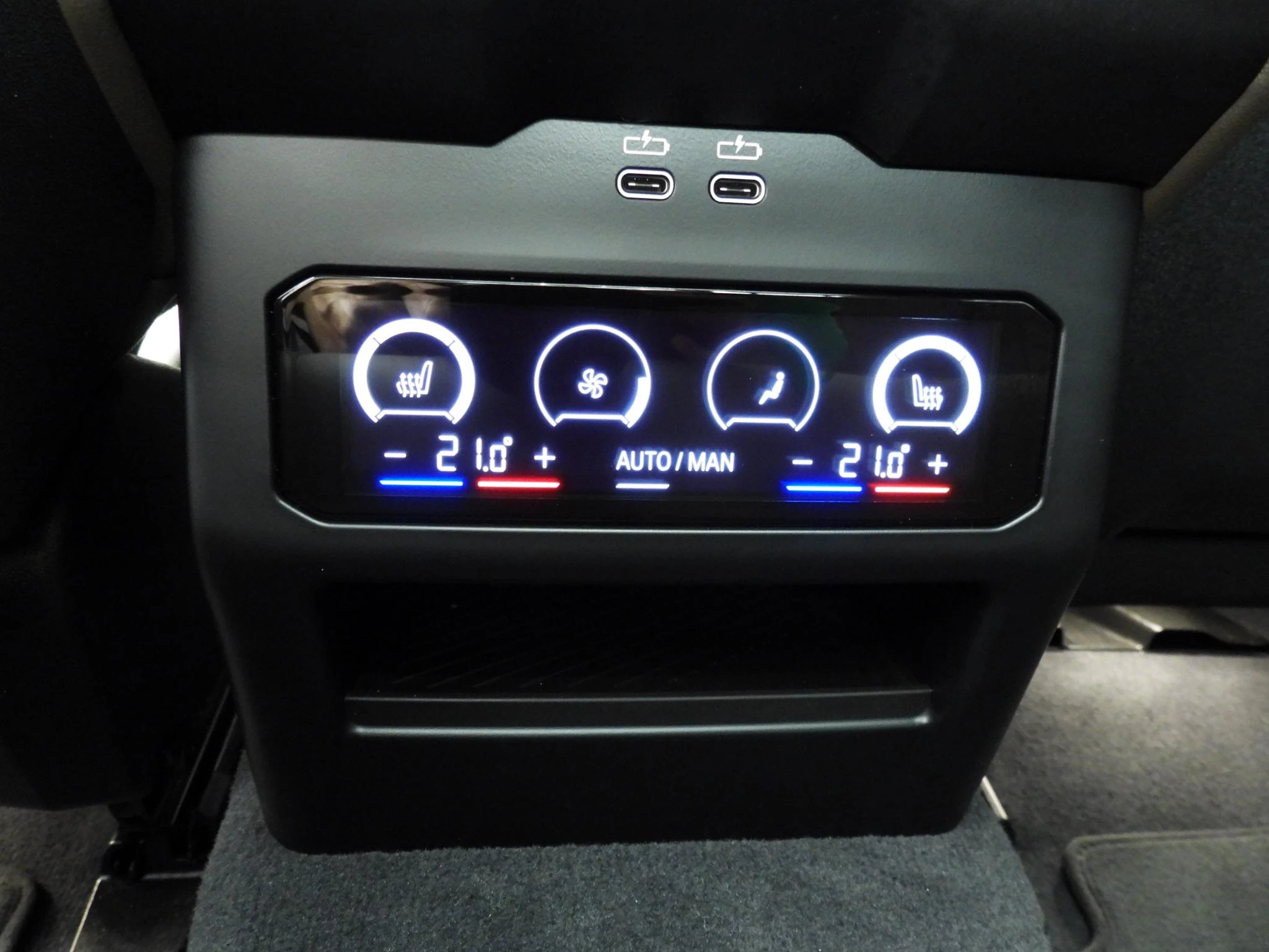 Hoofdafbeelding BMW i5