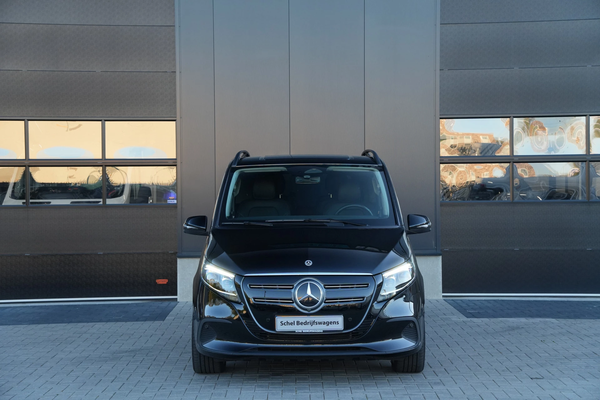 Hoofdafbeelding Mercedes-Benz EQV