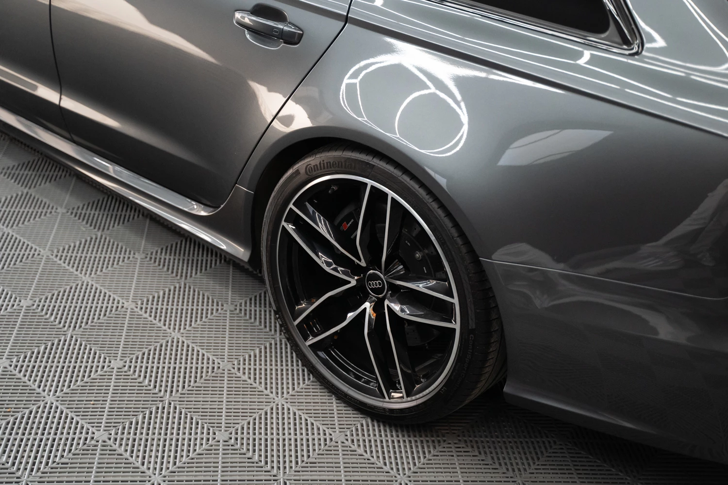 Hoofdafbeelding Audi RS6