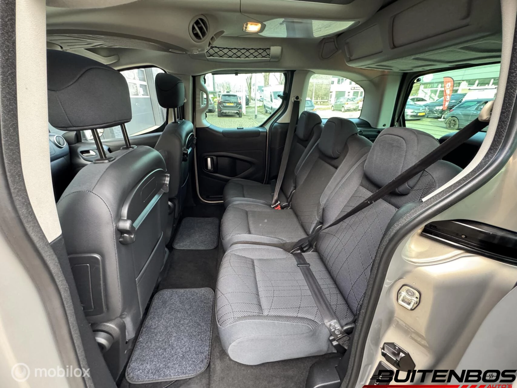 Hoofdafbeelding Peugeot Partner