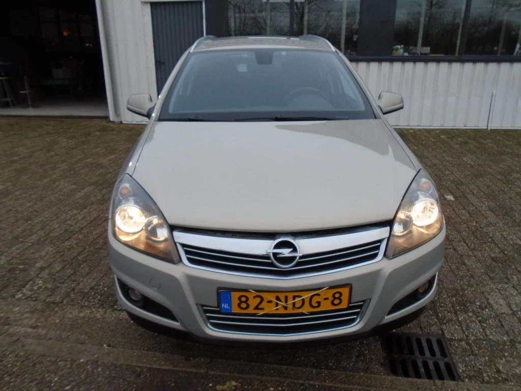 Hoofdafbeelding Opel Astra