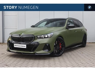 BMW 5 Serie Touring 530e M Sport Automaat / Trekhaak / Panoramadak / Comfort Access / M Sportonderstel / Adaptieve LED