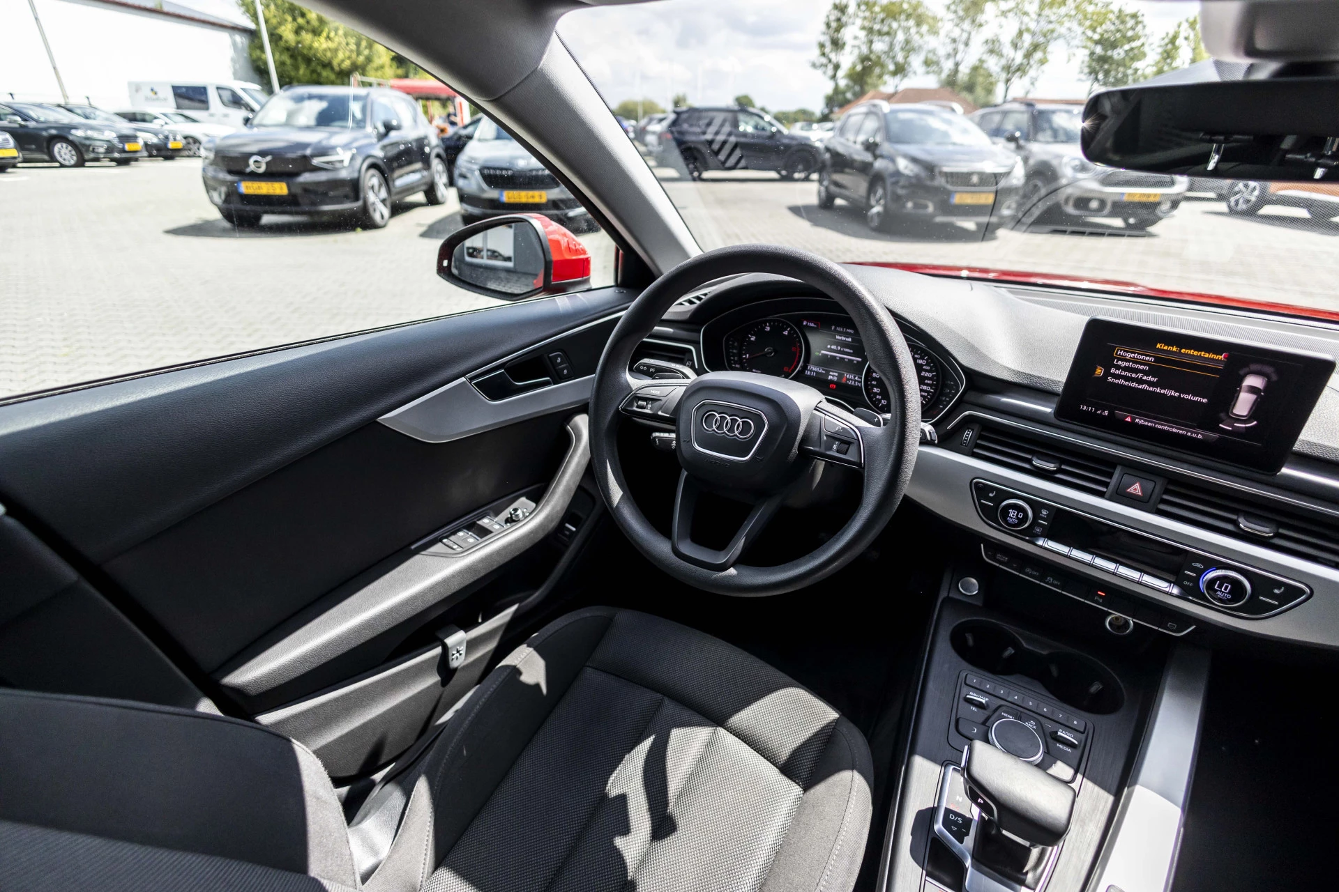 Hoofdafbeelding Audi A4