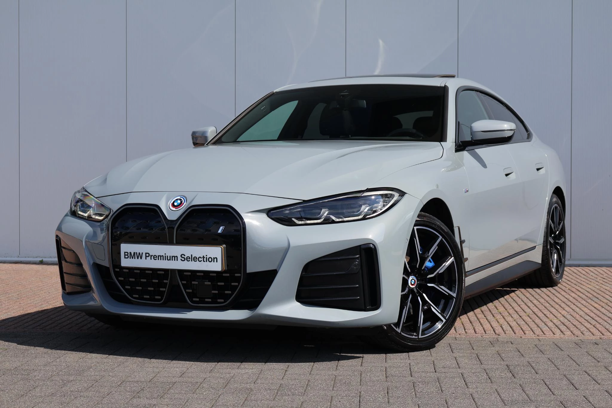 Hoofdafbeelding BMW i4