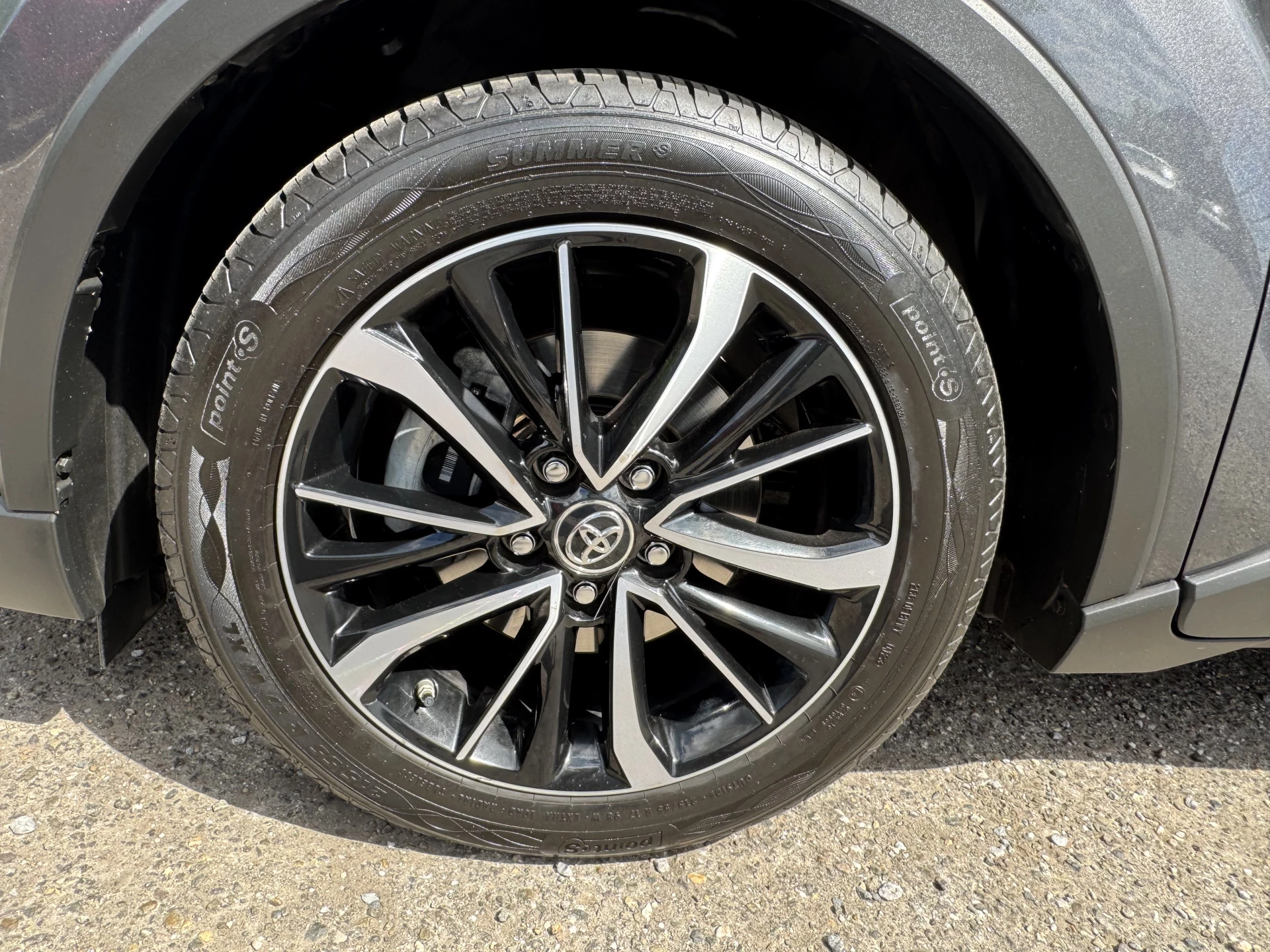 Hoofdafbeelding Toyota C-HR