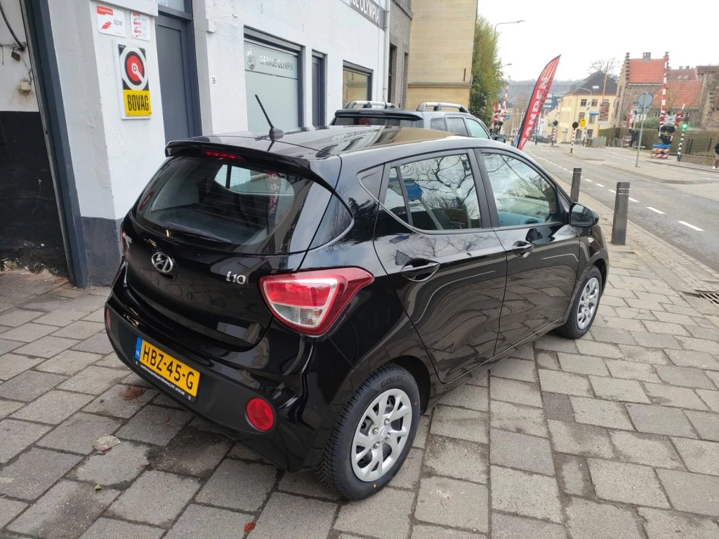 Hoofdafbeelding Hyundai i10