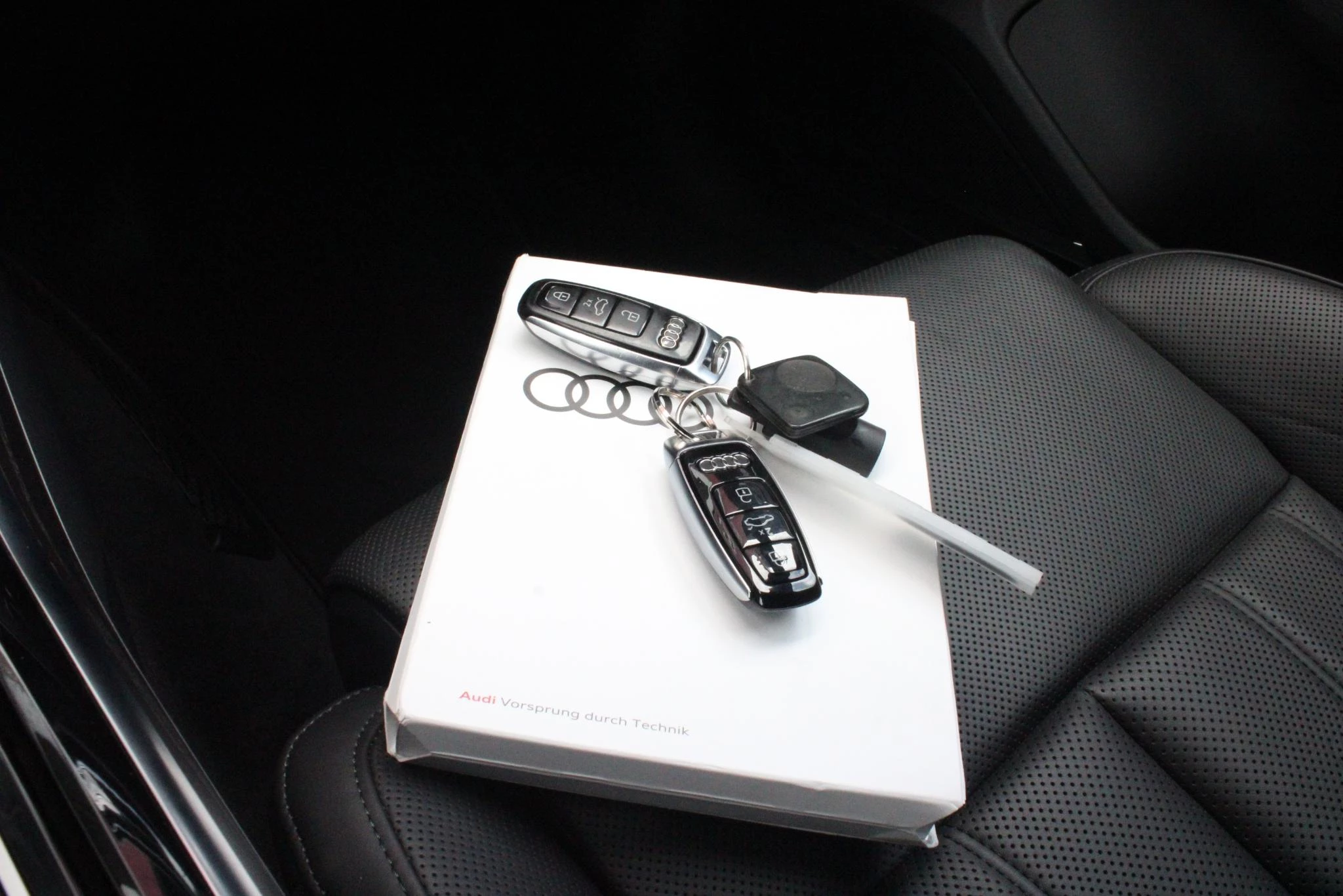 Hoofdafbeelding Audi A8