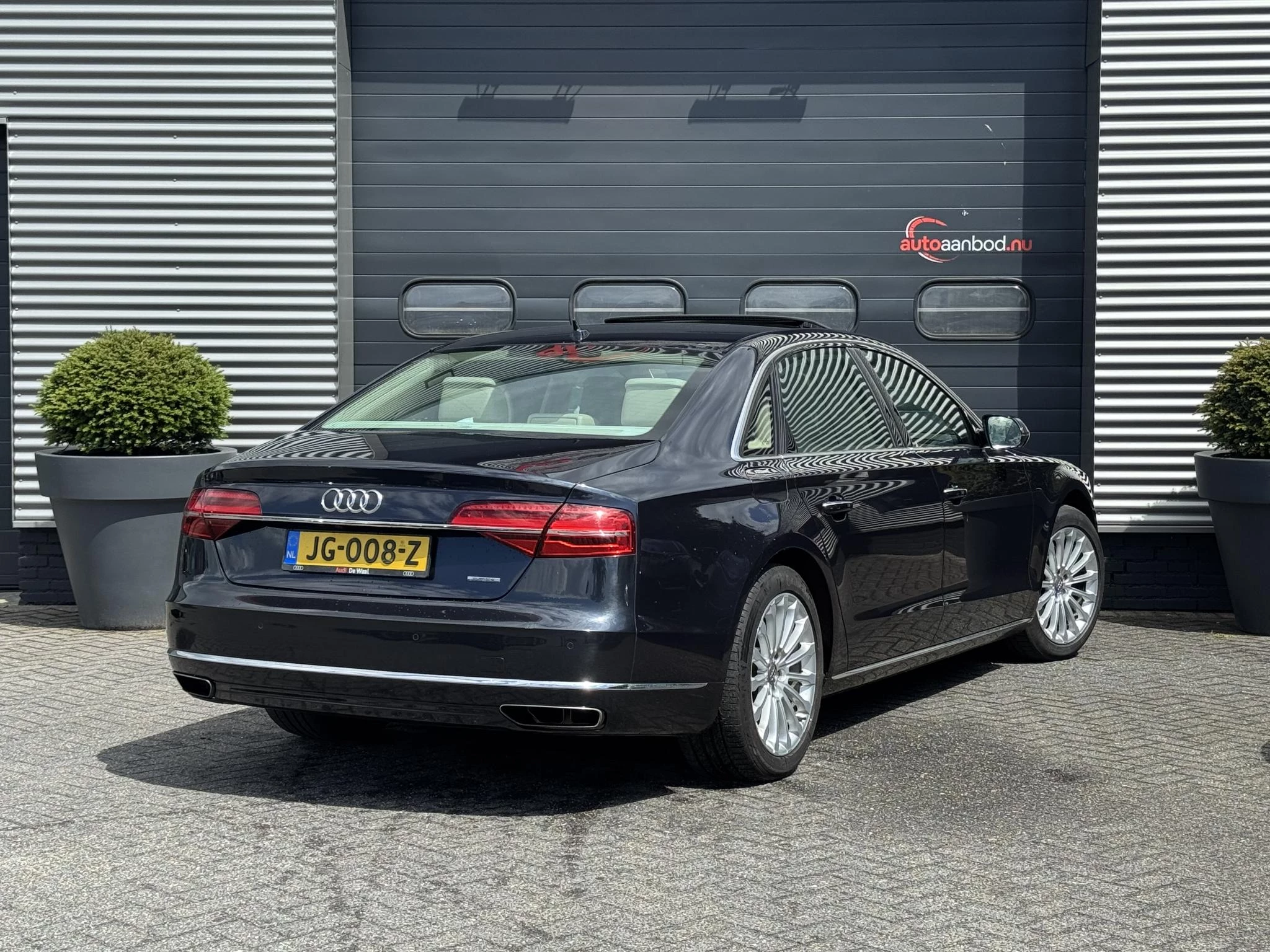 Hoofdafbeelding Audi A8