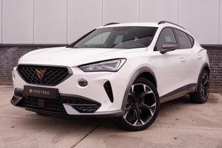 Hoofdafbeelding CUPRA Formentor CUPRA Formentor 1.4 e-Hybrid Business PHEV Sfeerverlichting | Virtual | LED | Carplay | Camera | Blind Spot | 