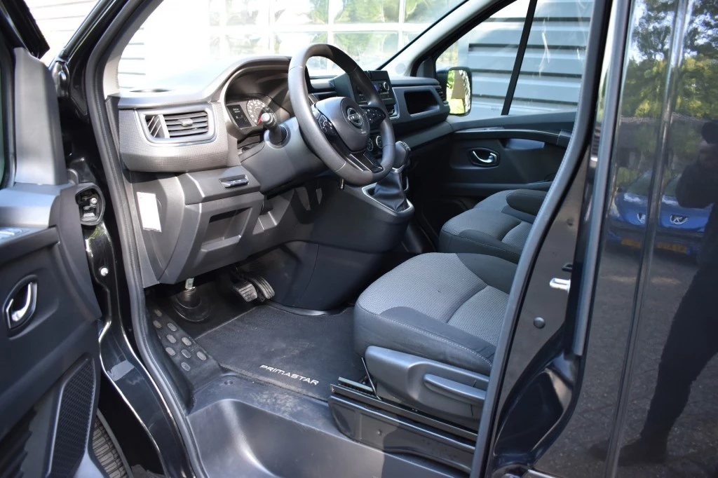 Hoofdafbeelding Nissan Primastar