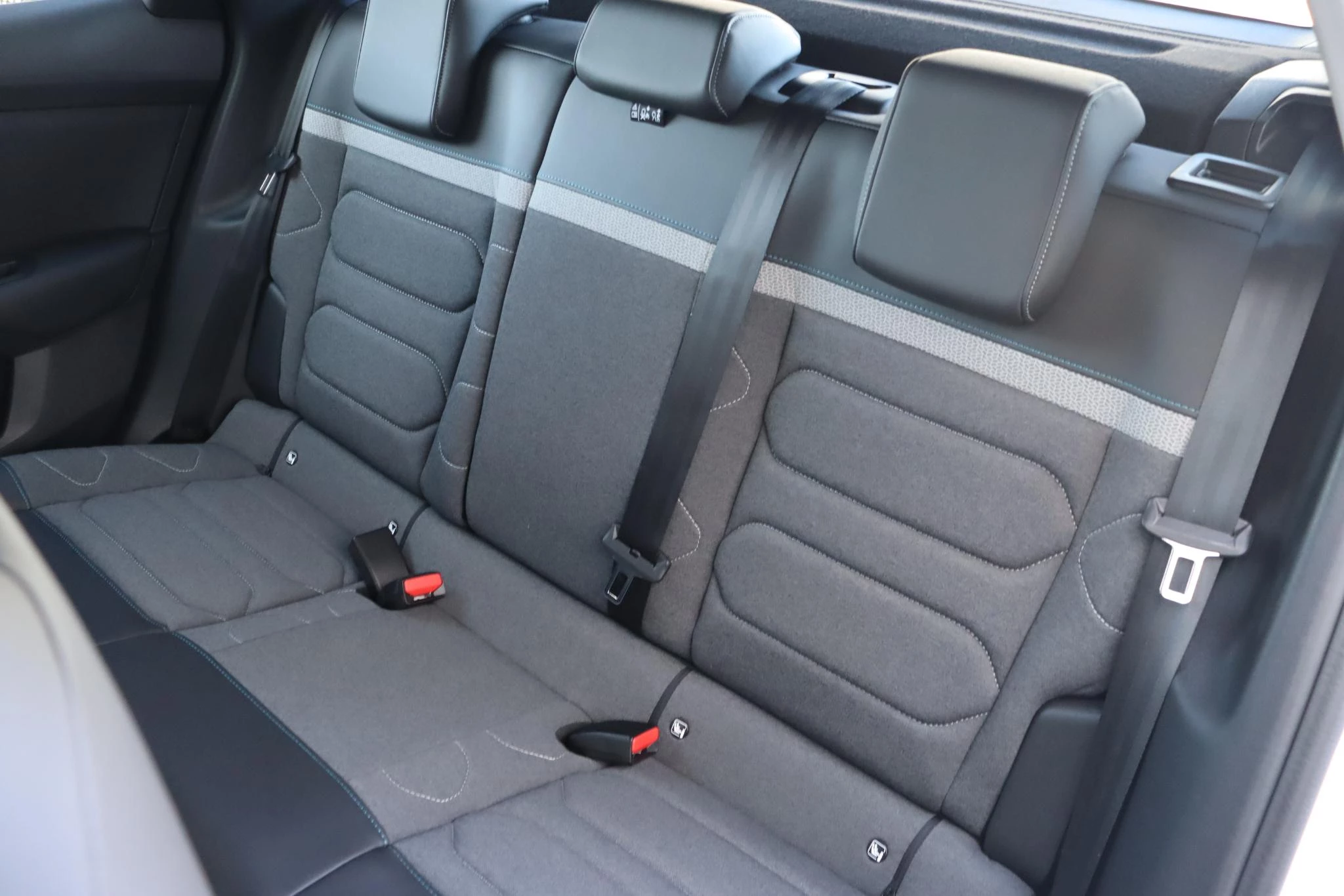 Hoofdafbeelding Citroën ë-C4
