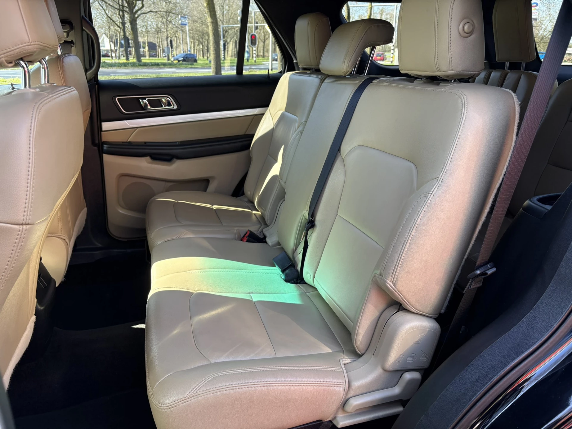 Hoofdafbeelding Ford Explorer