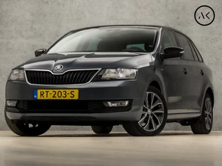 Škoda Rapid Spaceback 1.0 TSI Greentech Drive Automaat (PANORAMADAK, NAVIGATIE, CLIMATE, STOELVERWARMING, GETINT GLAS, SPORTSTOELEN, TREKHAAK, CRUISE, ELEK PAKKET, NIEUWSTAAT)