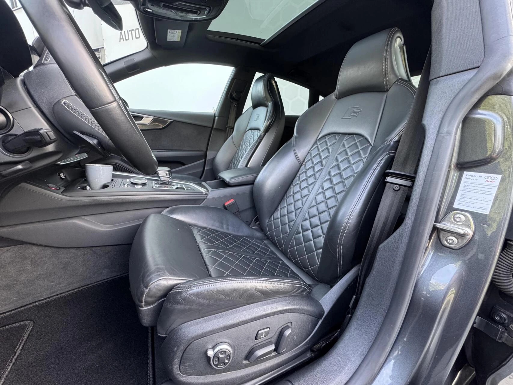Hoofdafbeelding Audi S5