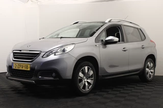 Peugeot 2008 1.2 PureTech Style |Pano|Navi|