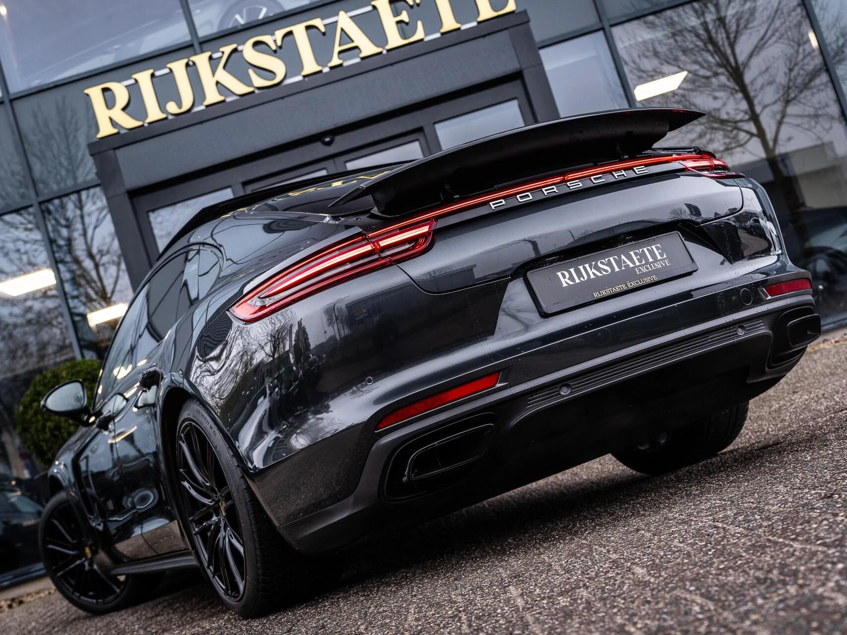 Hoofdafbeelding Porsche Panamera