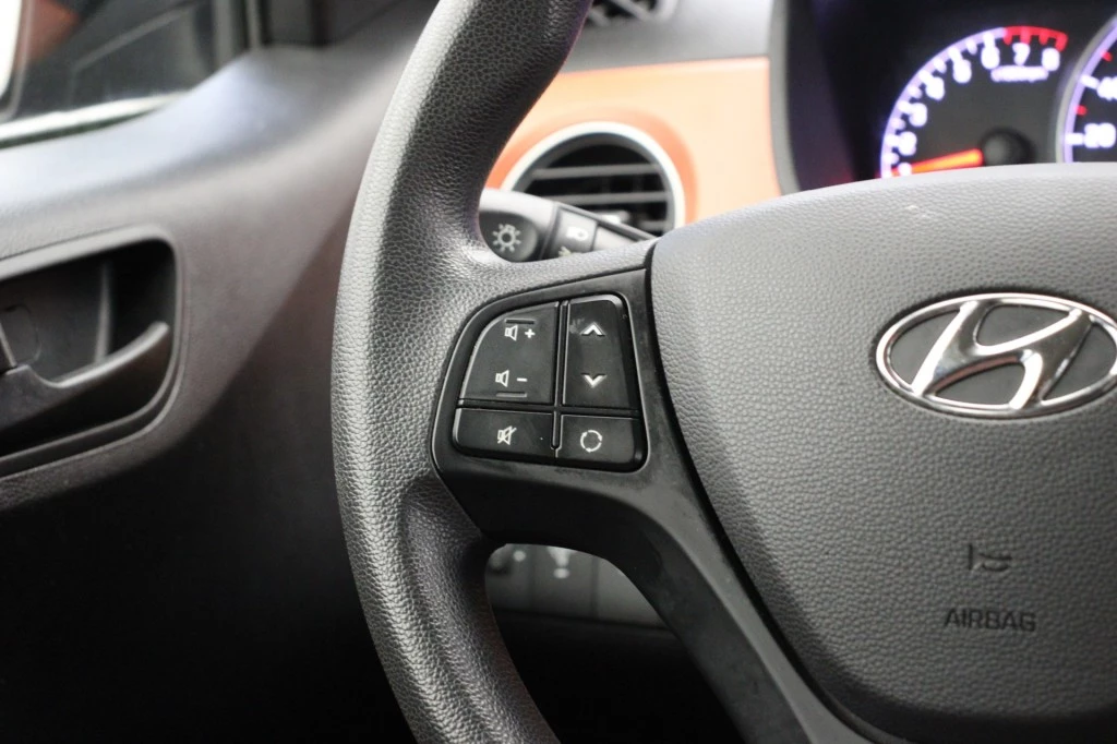 Hoofdafbeelding Hyundai i10