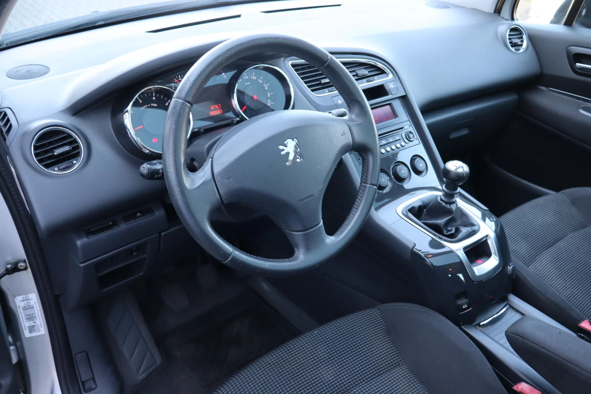 Hoofdafbeelding Peugeot 5008