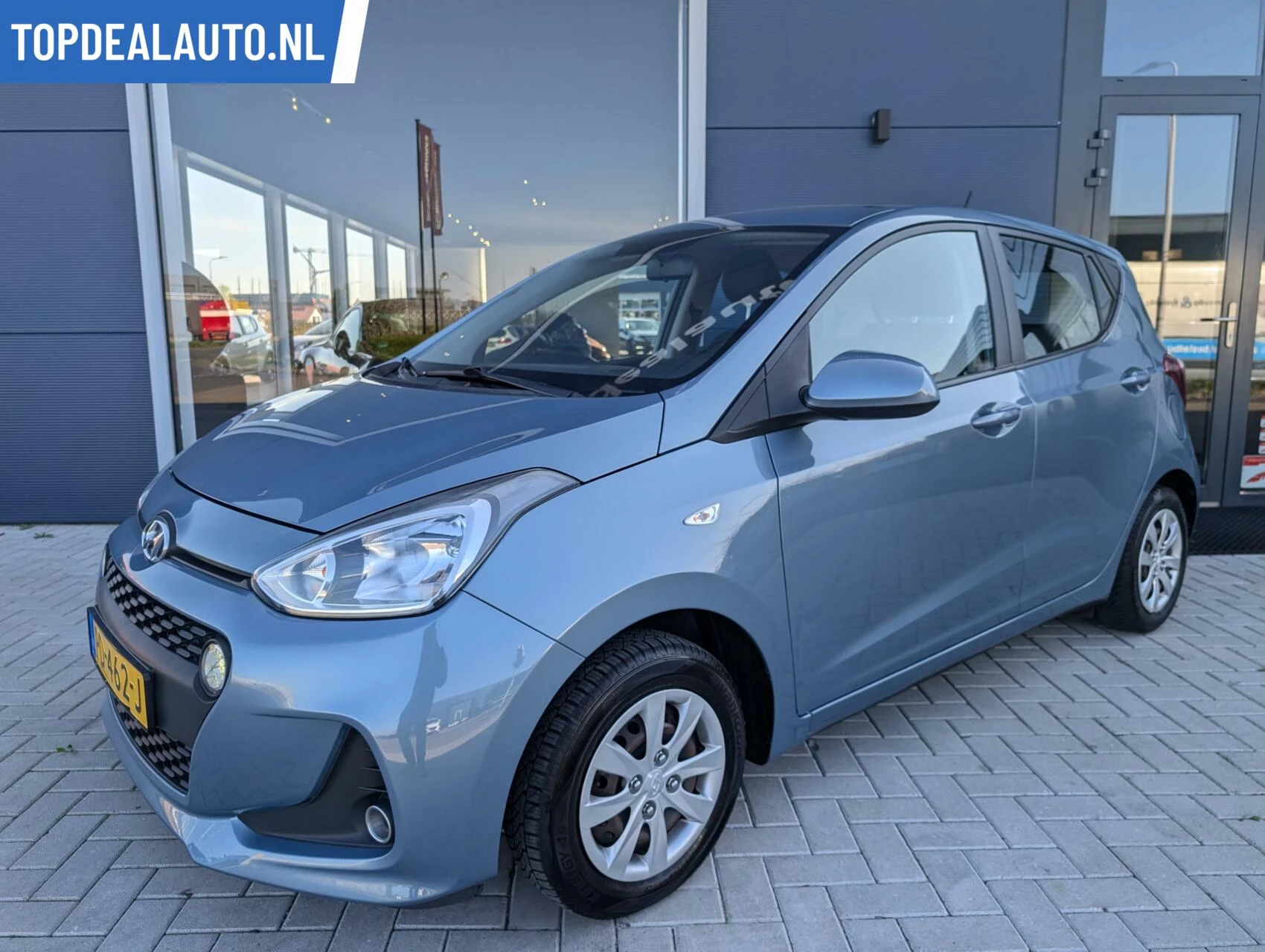 Hoofdafbeelding Hyundai i10