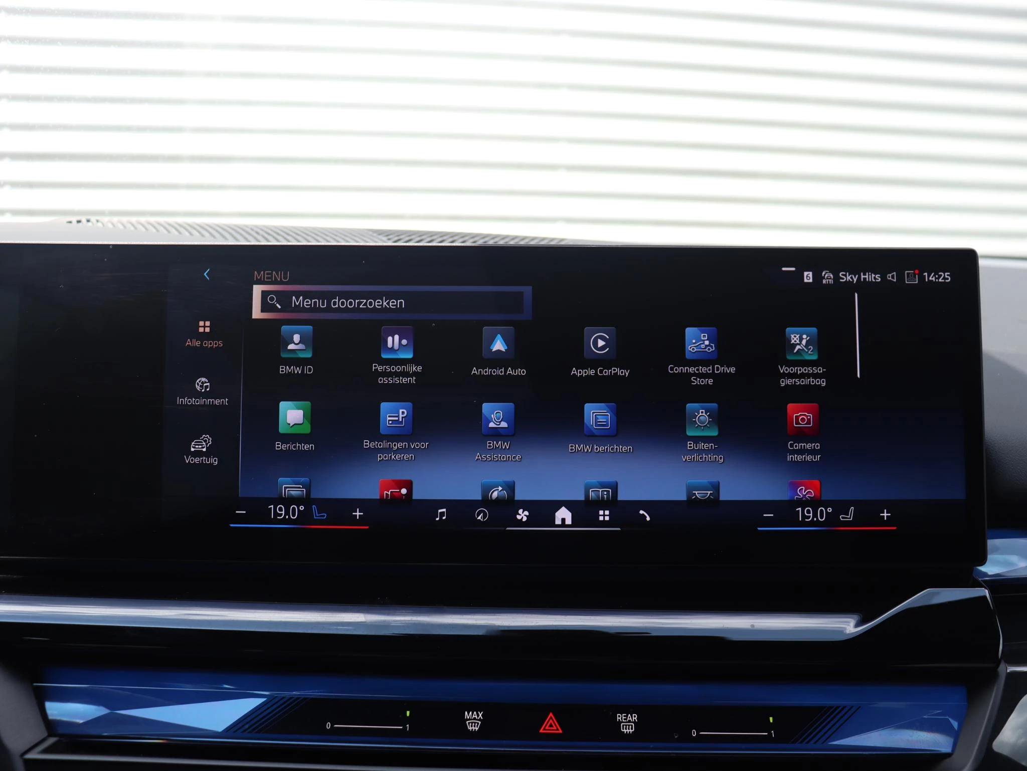 Hoofdafbeelding BMW i5