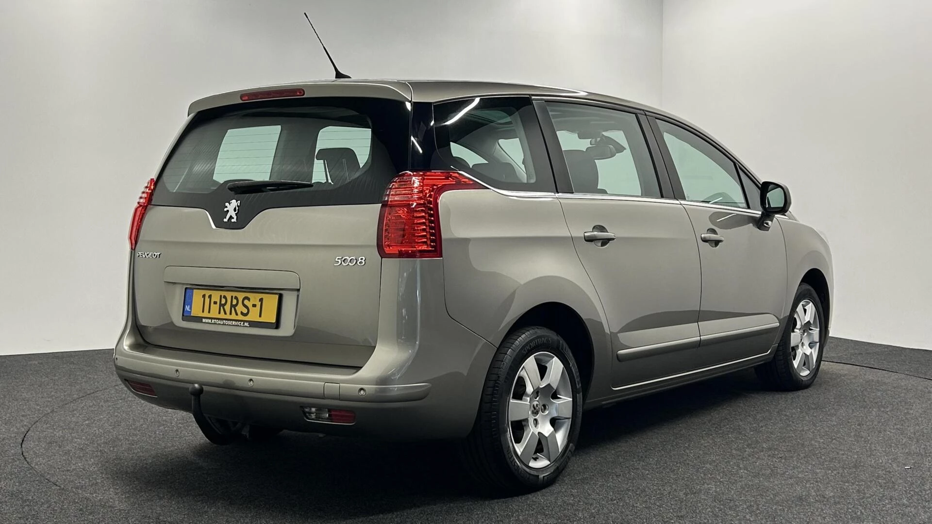 Hoofdafbeelding Peugeot 5008
