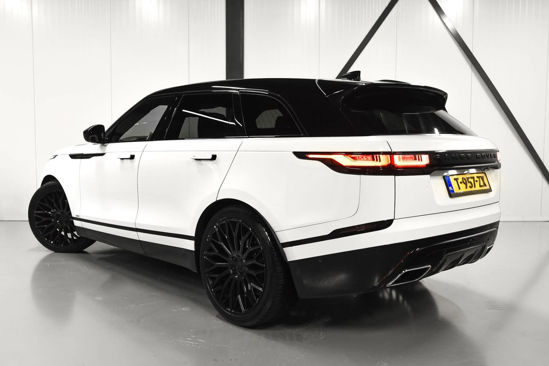 Hoofdafbeelding Land Rover Range Rover Velar