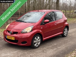 Toyota Aygo 1.0-12V Aspiration Red | Airco | 5DRS | Cv | Lm
