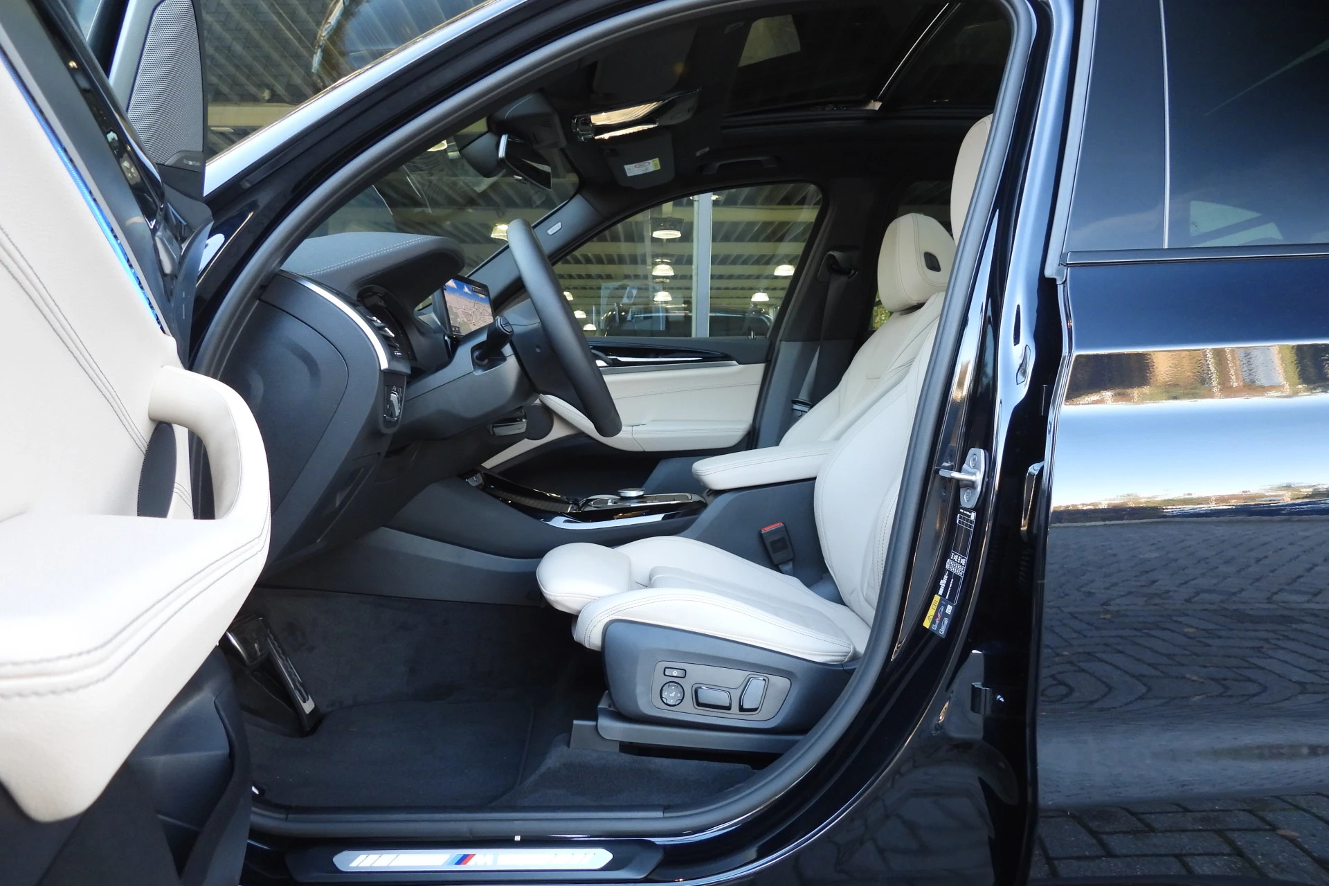 Hoofdafbeelding BMW iX3