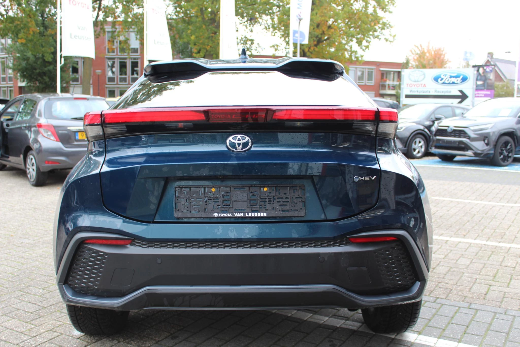 Hoofdafbeelding Toyota C-HR