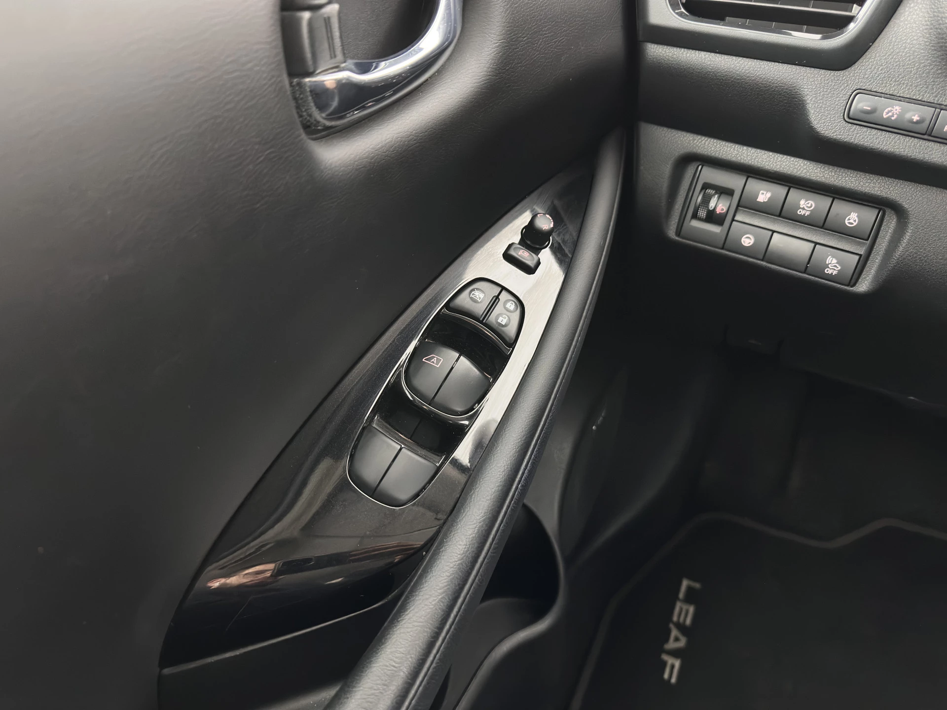 Hoofdafbeelding Nissan Leaf