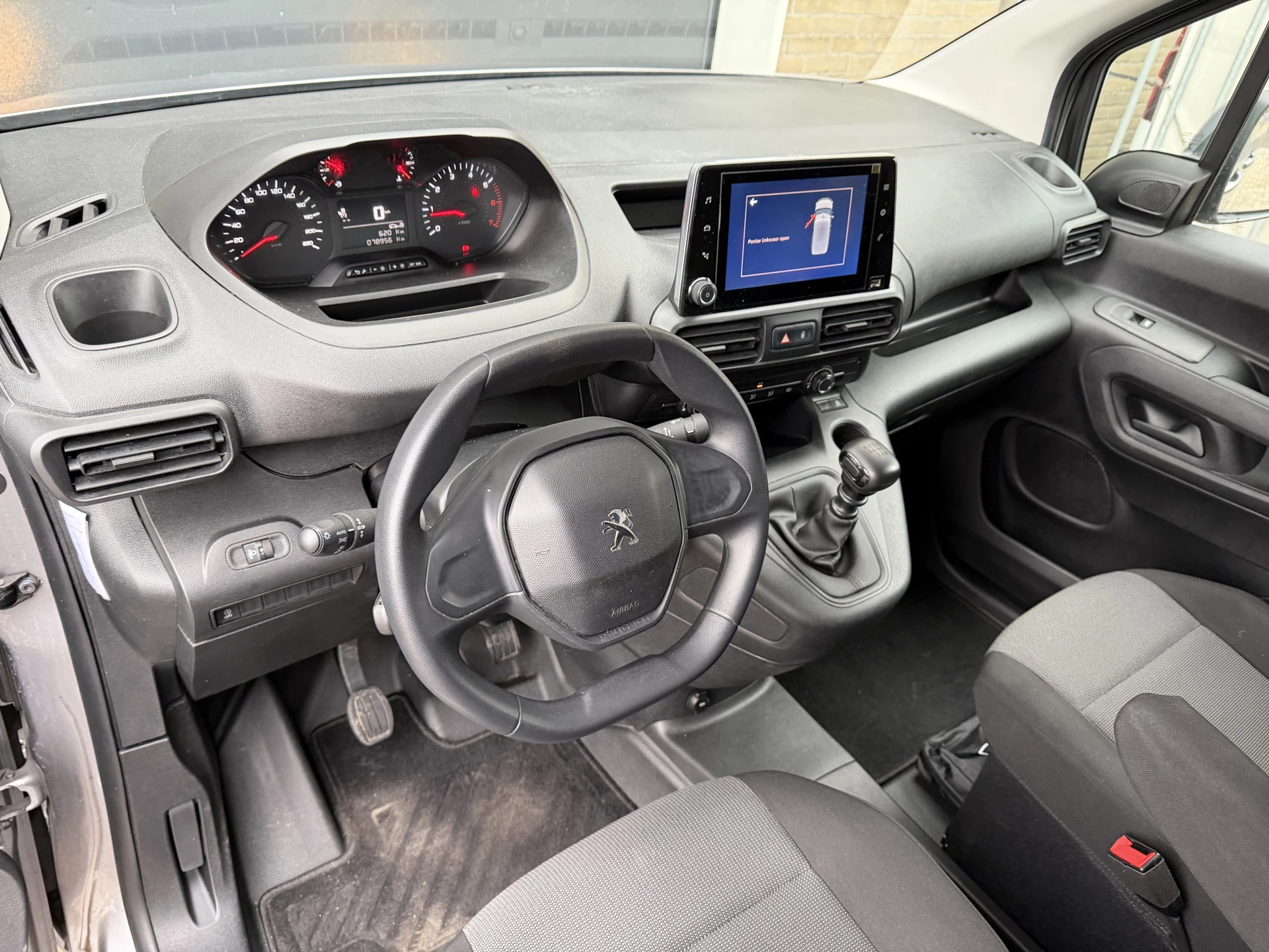 Hoofdafbeelding Peugeot Partner