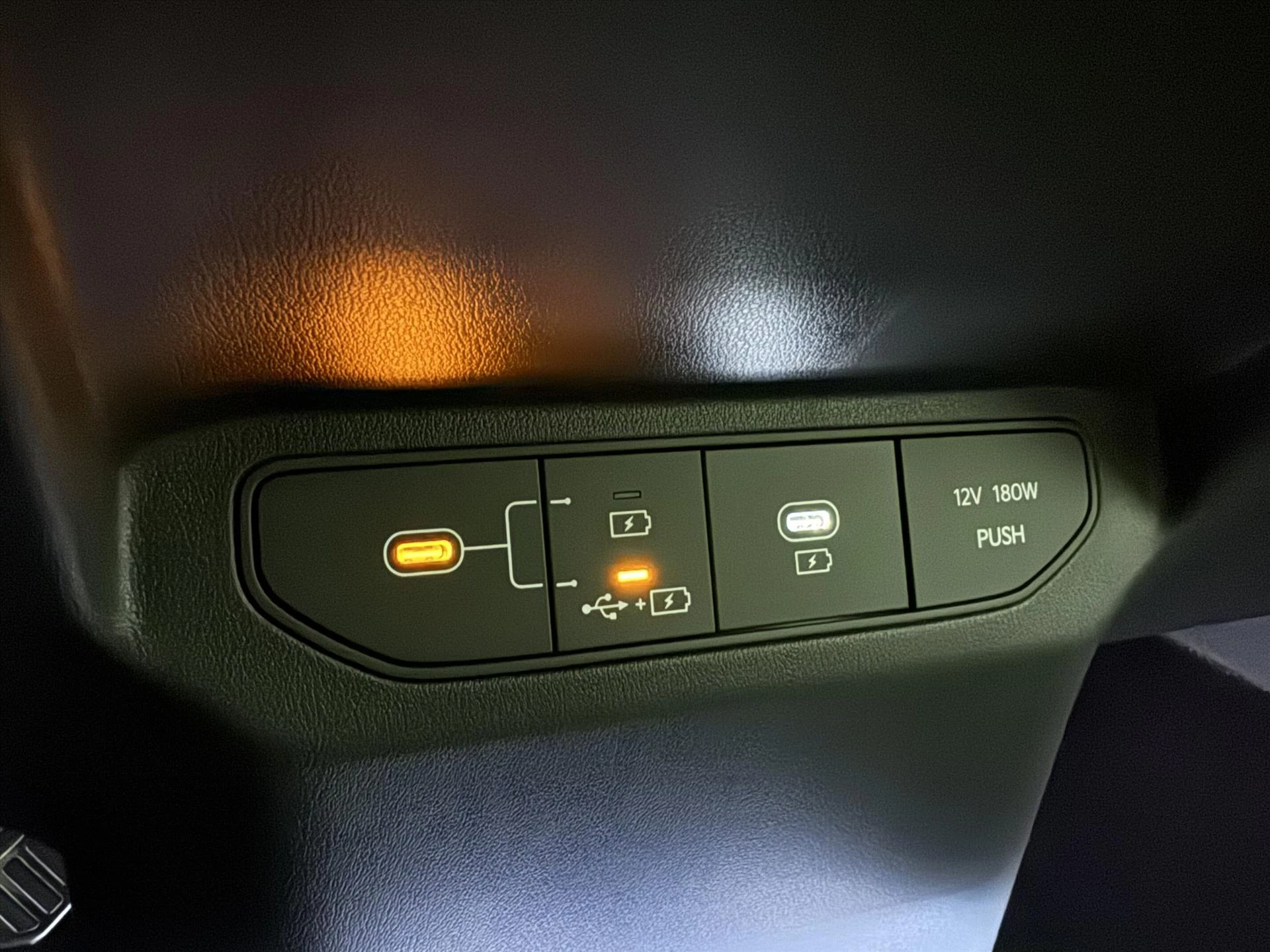 Hoofdafbeelding Kia EV3