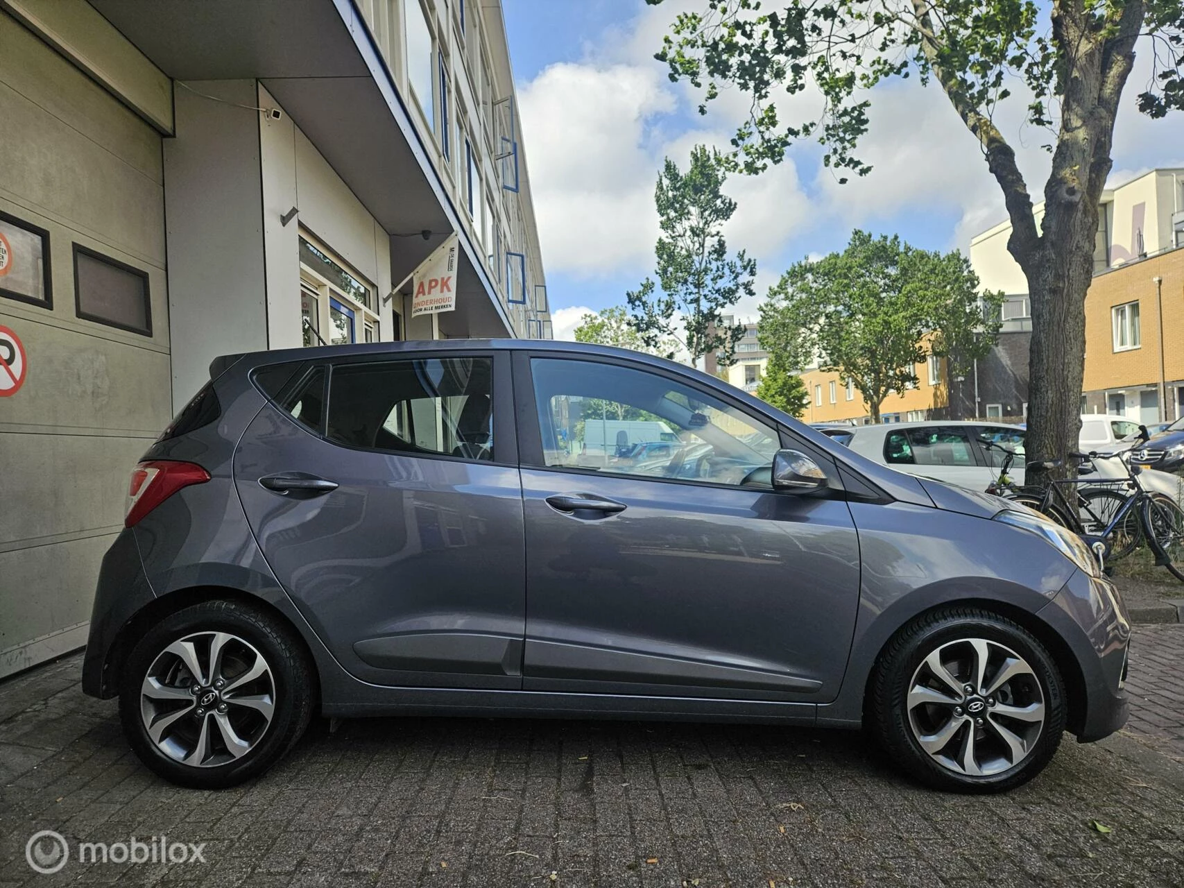 Hoofdafbeelding Hyundai i10