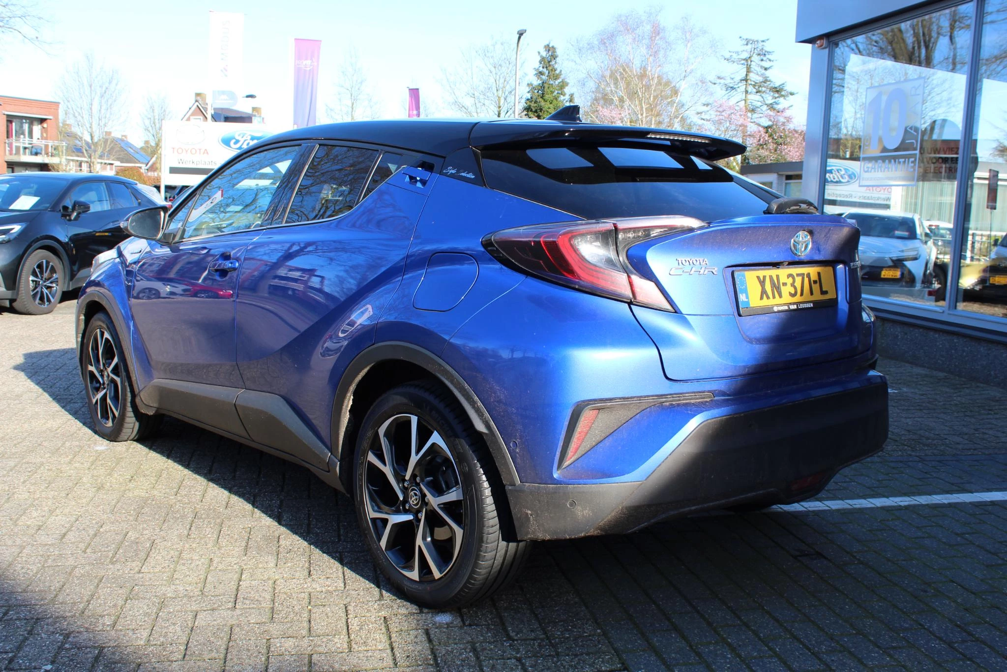 Hoofdafbeelding Toyota C-HR