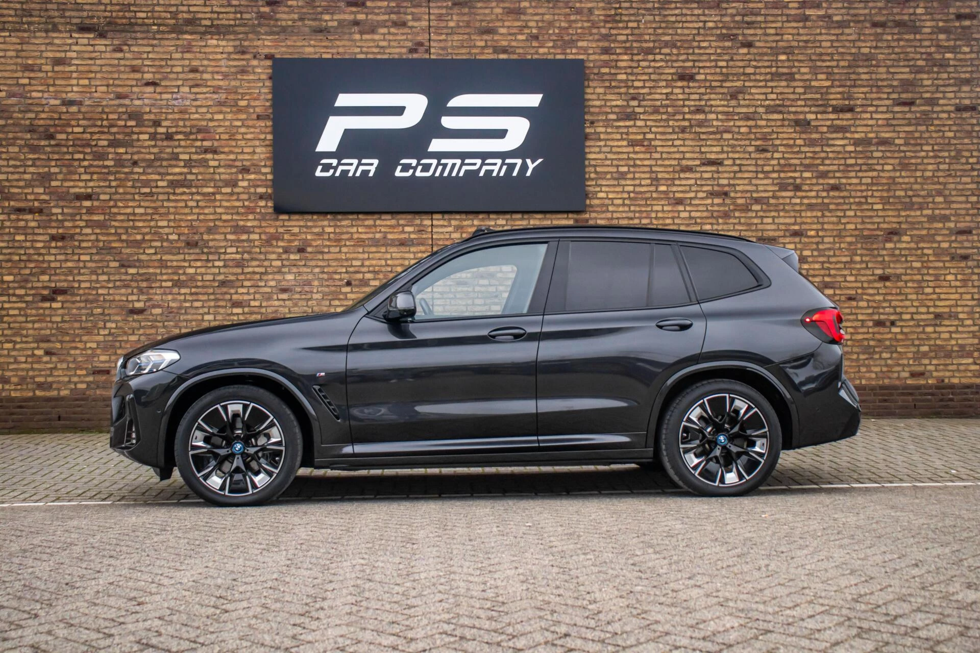 Hoofdafbeelding BMW iX3