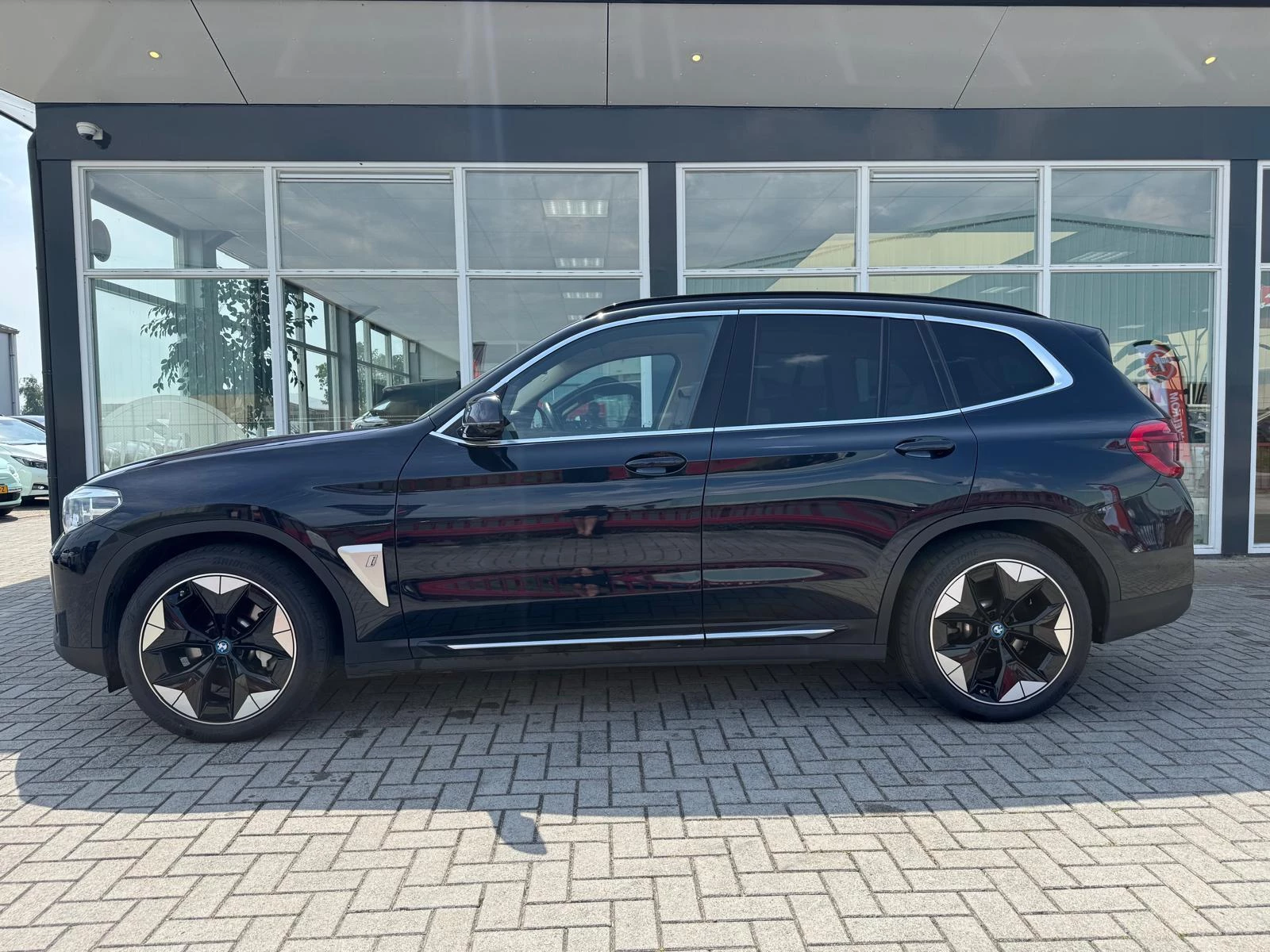 Hoofdafbeelding BMW iX3