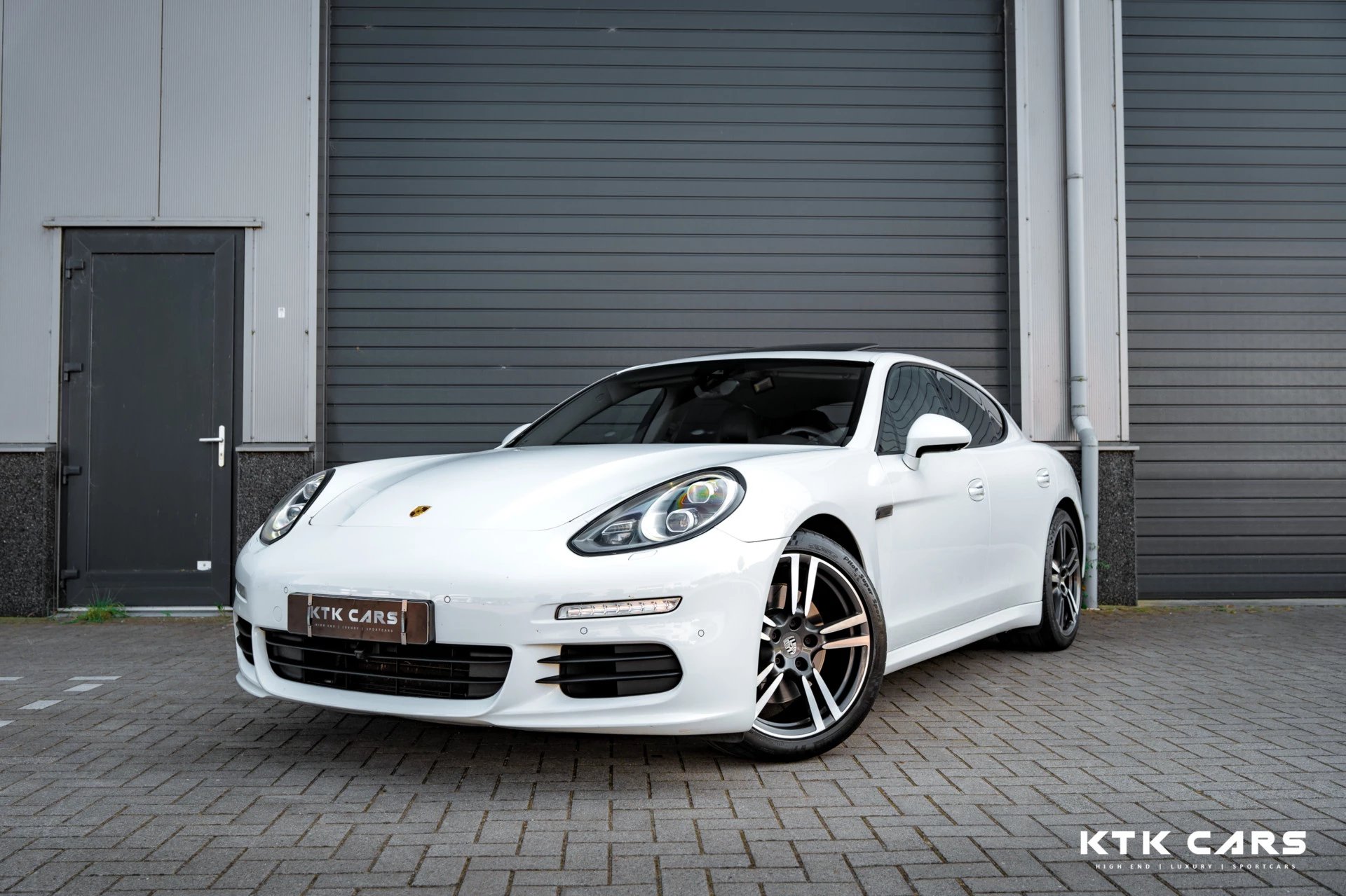 Hoofdafbeelding Porsche Panamera