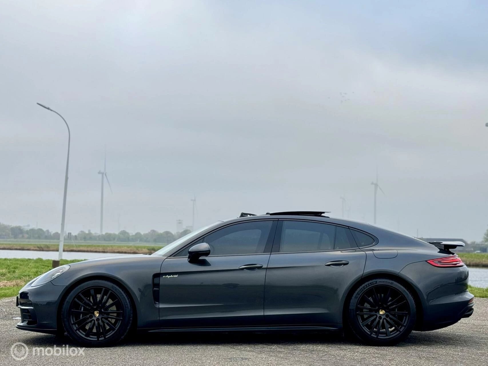 Hoofdafbeelding Porsche Panamera