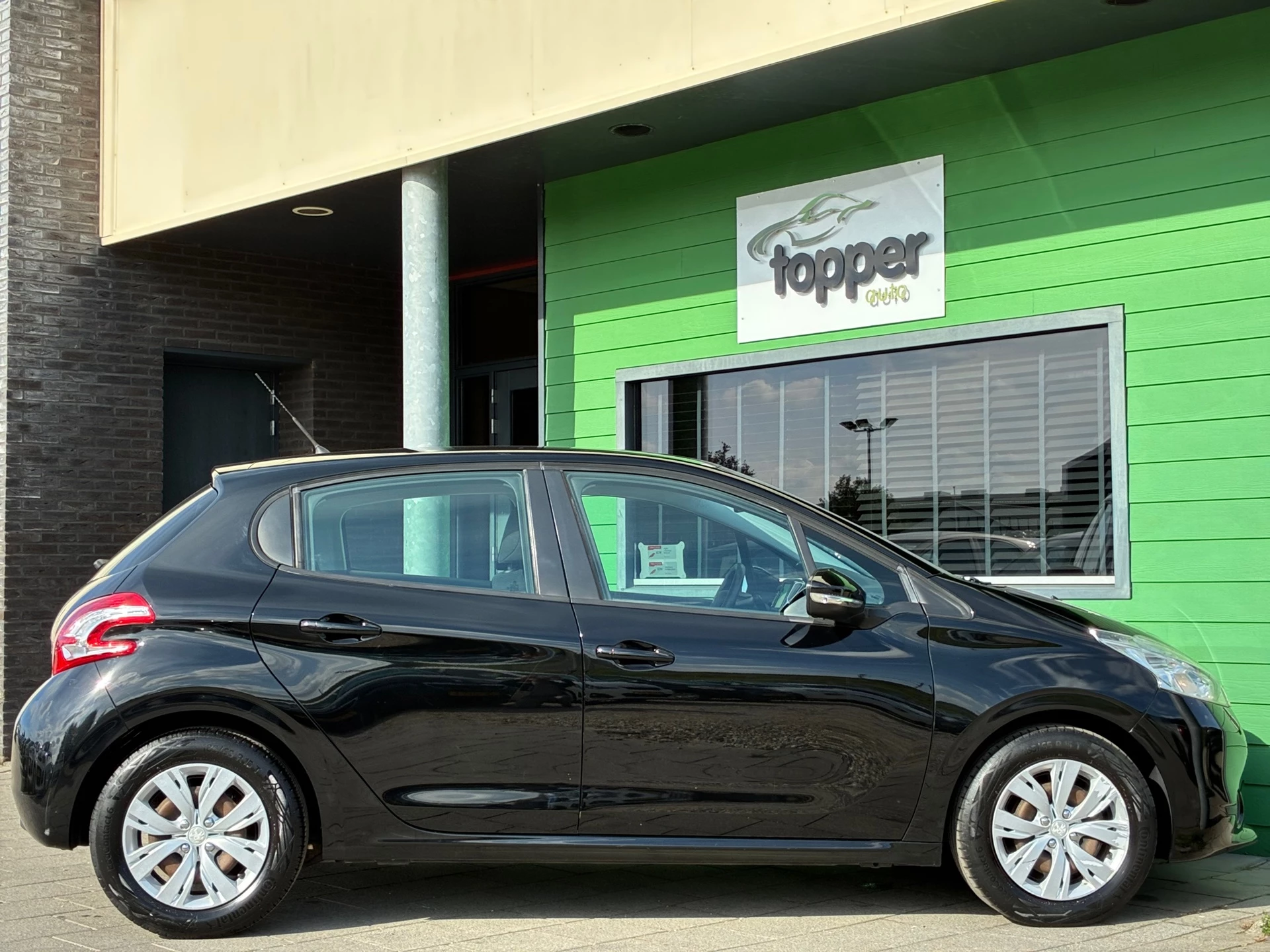 Hoofdafbeelding Peugeot 208