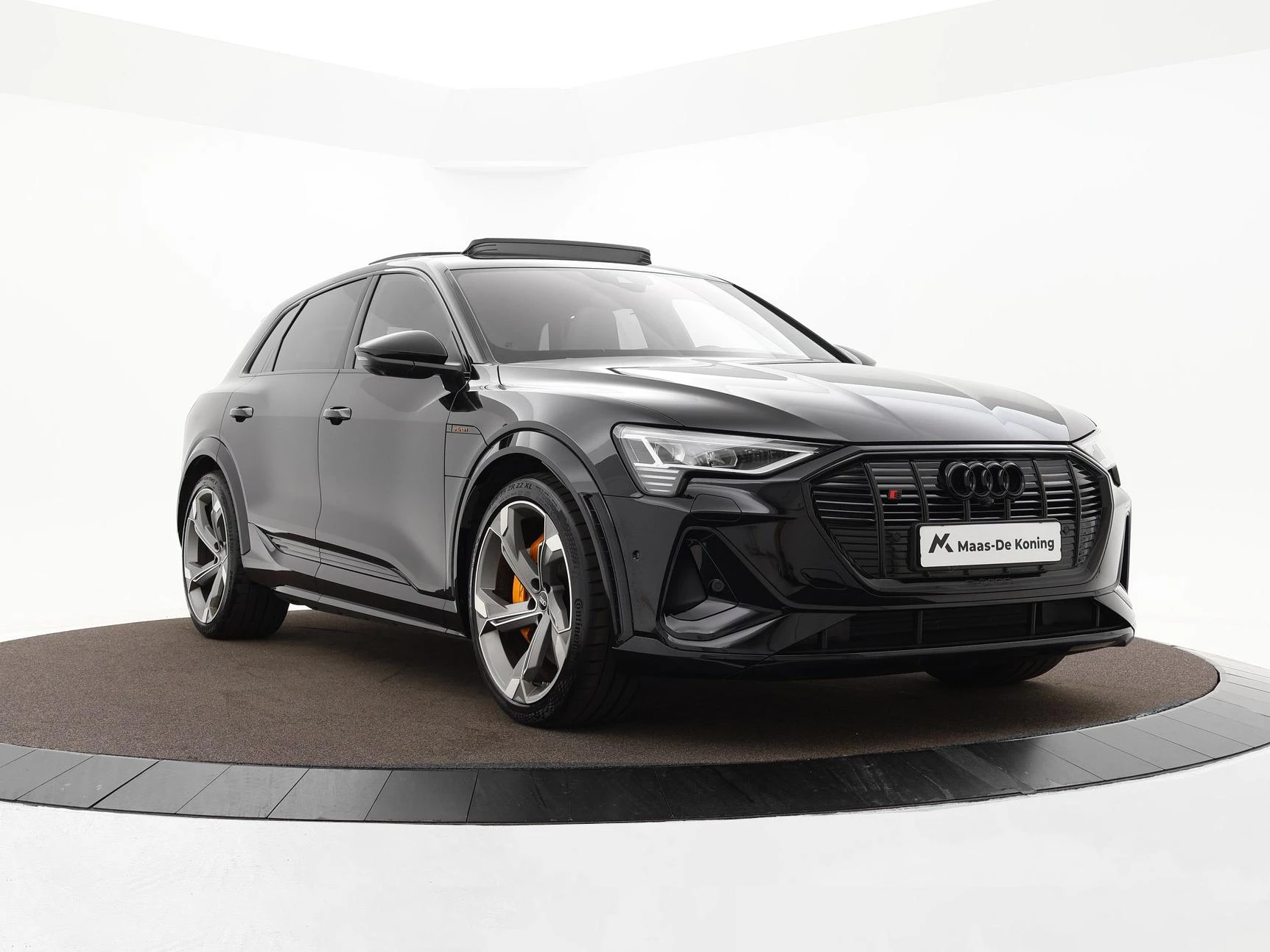Hoofdafbeelding Audi e-tron
