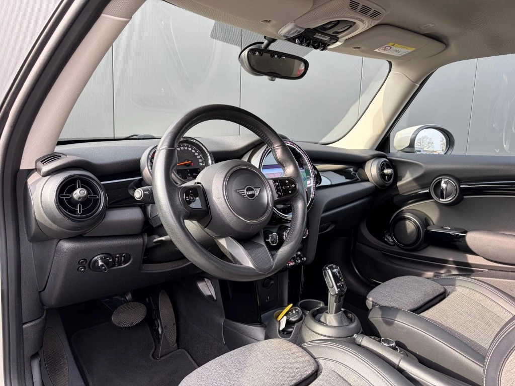 Hoofdafbeelding MINI One